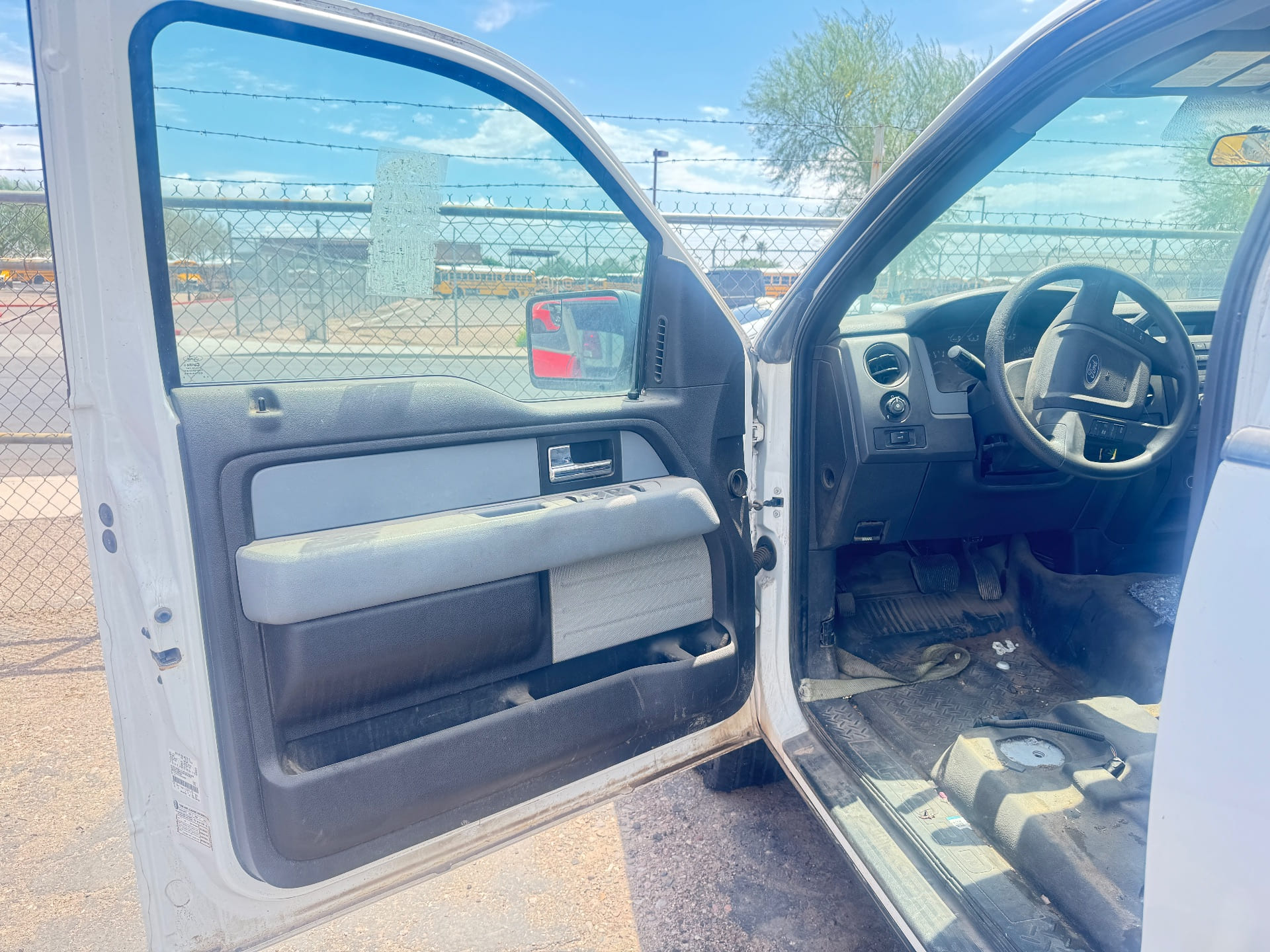 Puerta delantera izquierda para Ford F-150 2013