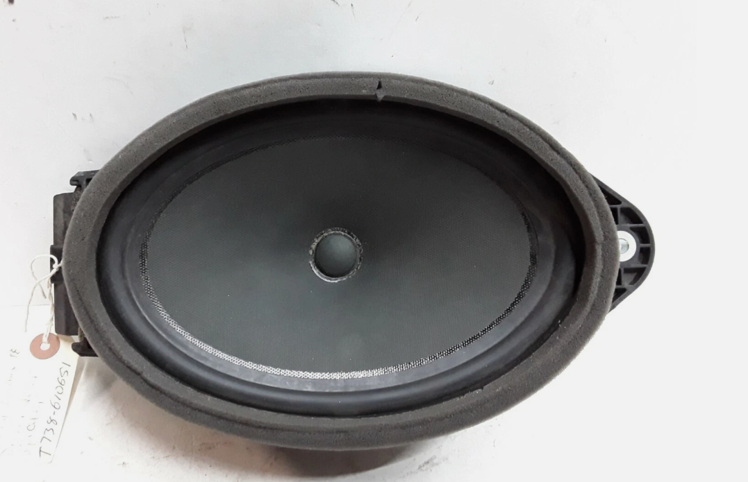 Bocina puerta del. izq. / Front Left Door Speaker LEFT front — 2020 CHEVROLET Eq