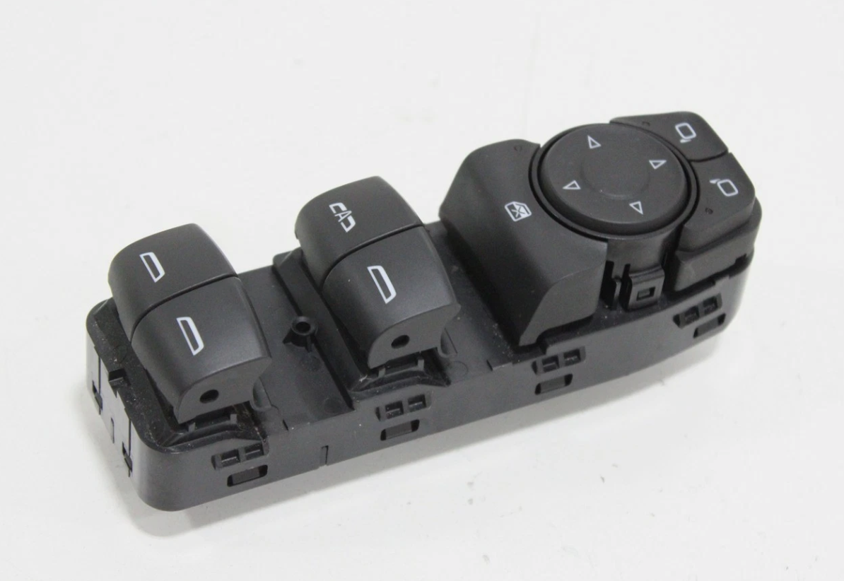 2020 CHEVROLET Equinox | Front Left Door Module | LEFT front