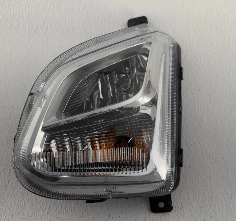 DRL izquierdo / Left Daytime Running Light LEFT front — 2020 CHEVROLET Equinox L