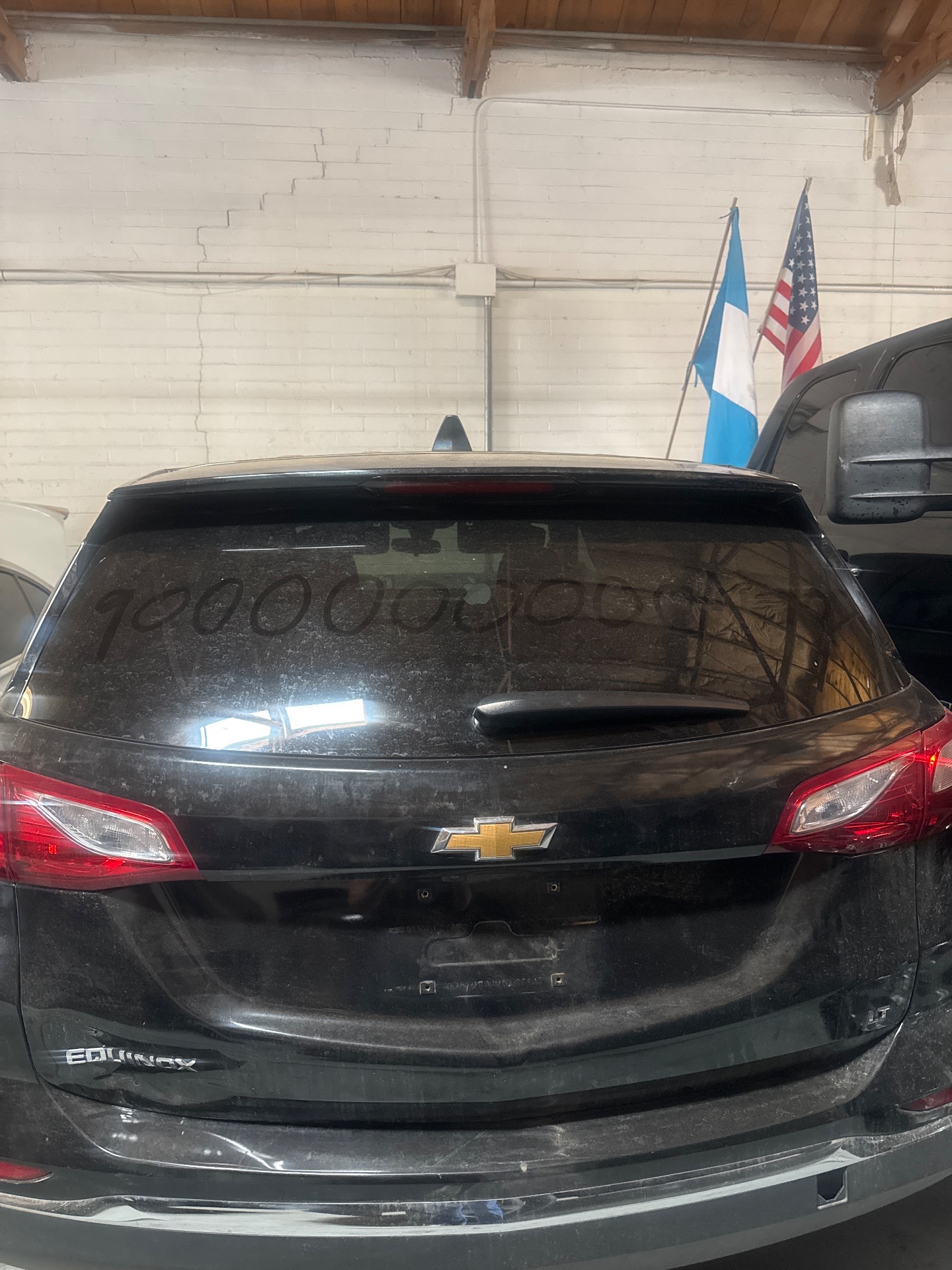 2020 CHEVROLET Equinox | Liftgate | CENTER rear
