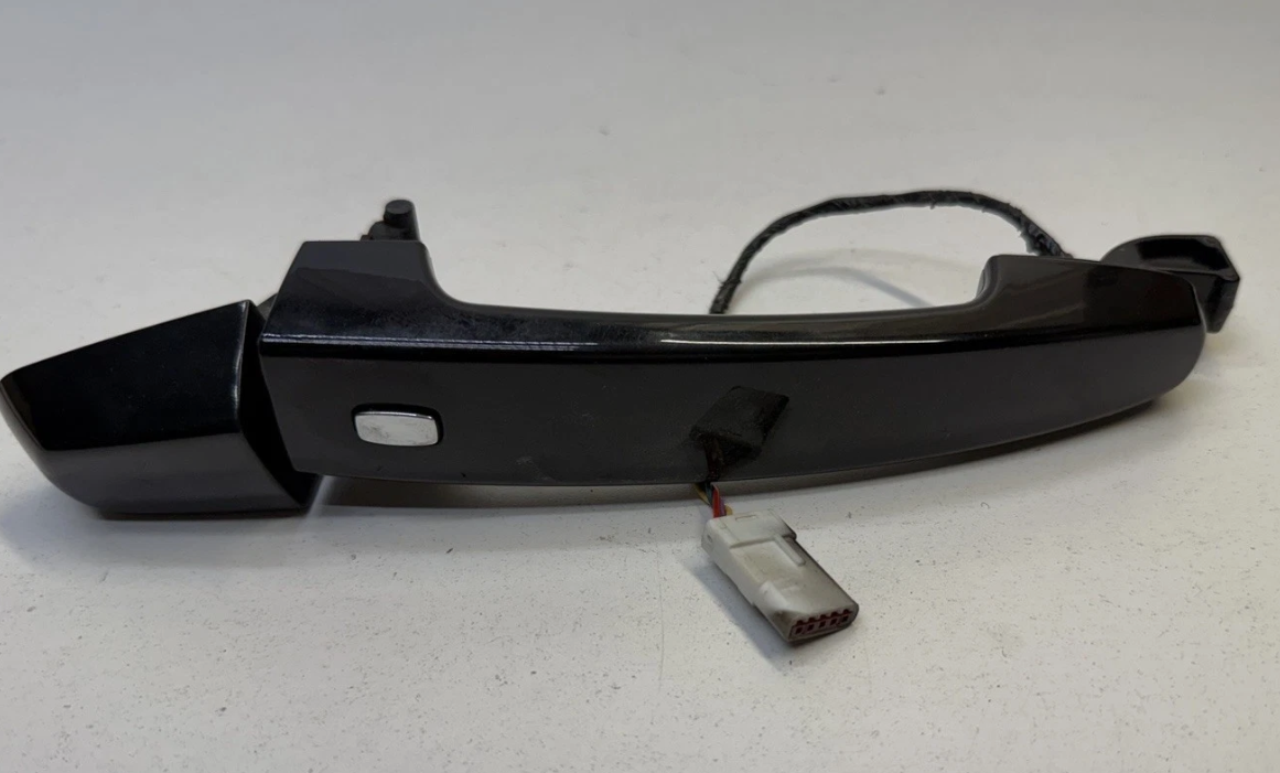 Manija exterior del. der. / Front Right Exterior Handle RIGHT front — 2020 CHEVR