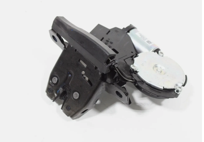 2020 CHEVROLET Equinox | Power Liftgate Motor | CENTER rear