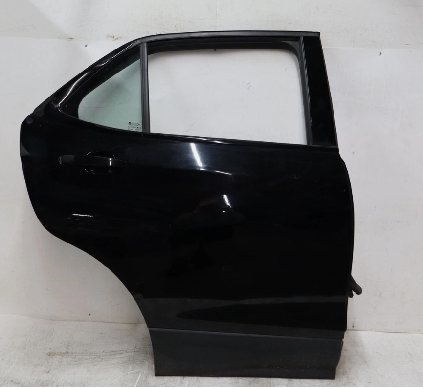 Carcasa puerta tras. der. / Rear Right Door Shell RIGHT rear — 2020 CHEVROLET Eq