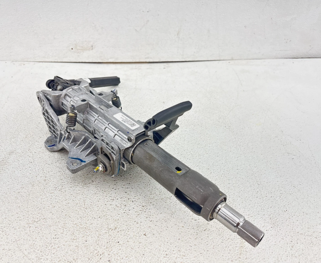 Columna de dirección / Steering Column CENTER — 2020 CHEVROLET Equinox LT (1LT)