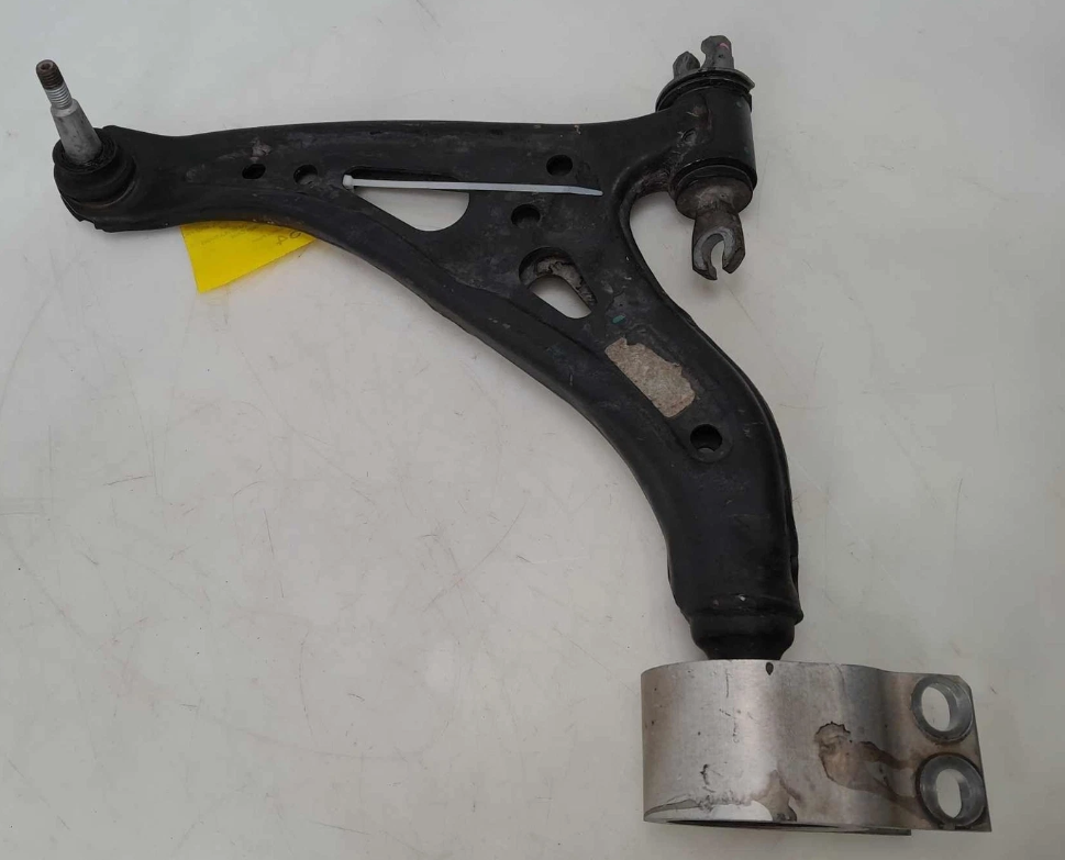 Brazo control del. izq. / Front Left Control Arm LEFT front — 2020 CHEVROLET Equ