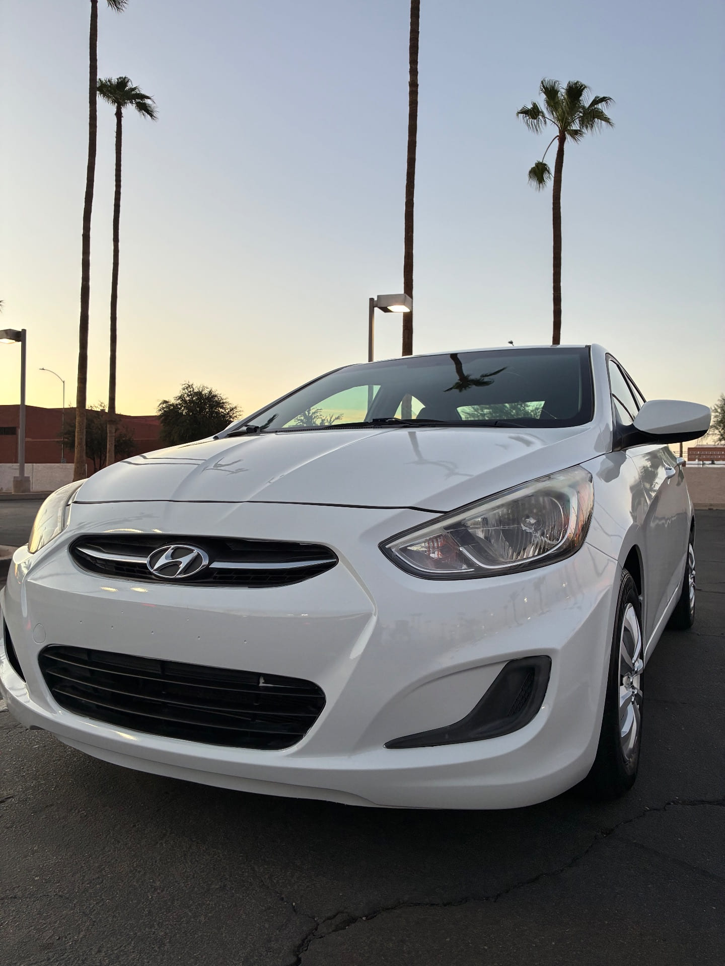 2017 HYUNDAI Accent SE Base FWD